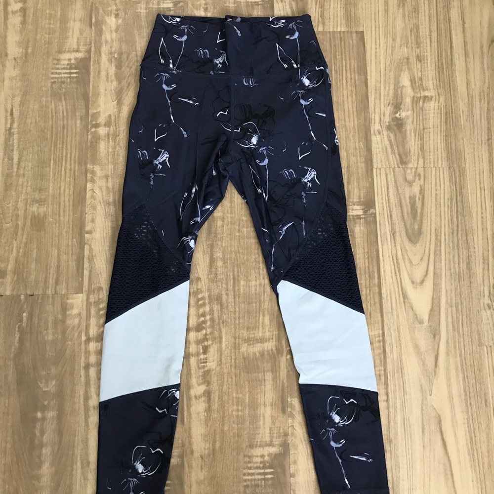 Fabletic sports leggings (offers accepted)
